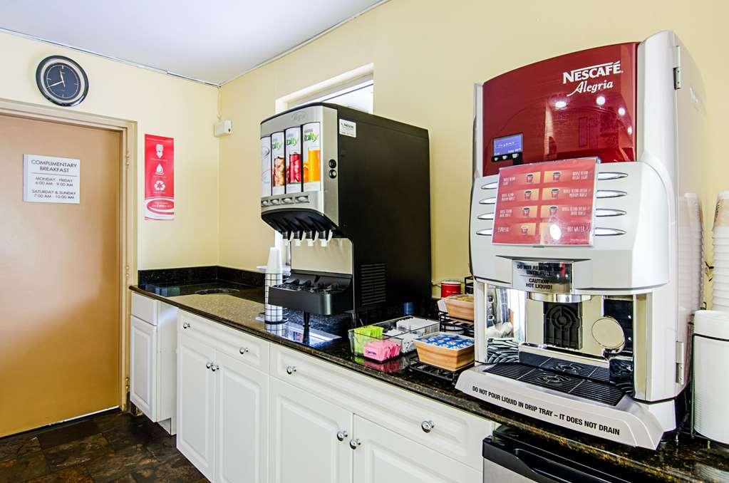 Econo Lodge Lynchburg Restaurante foto