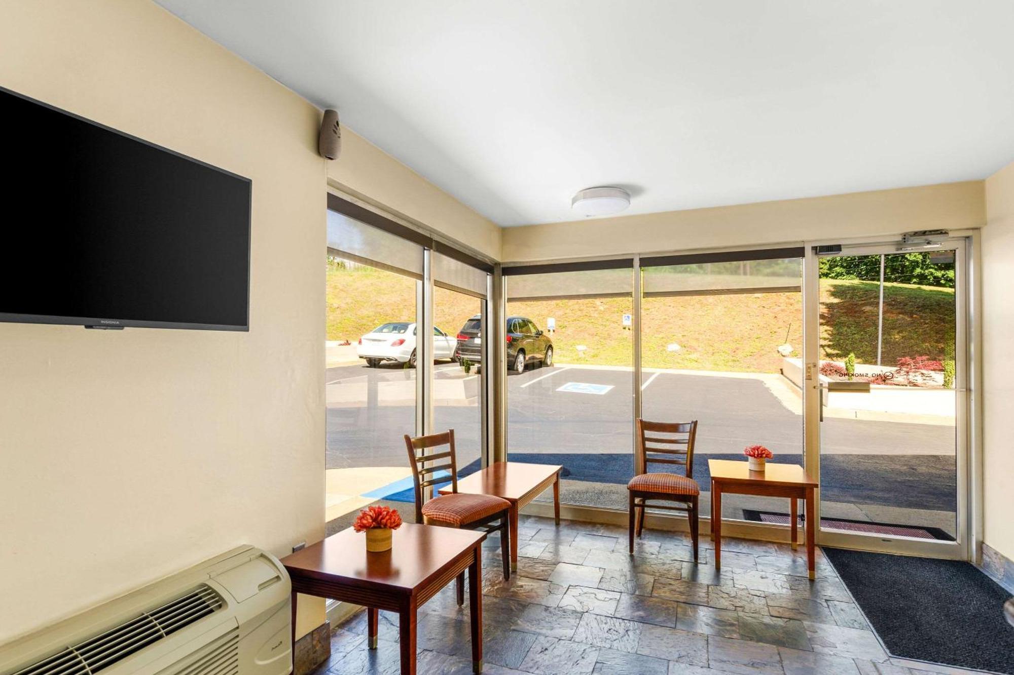 Econo Lodge Lynchburg Exterior foto
